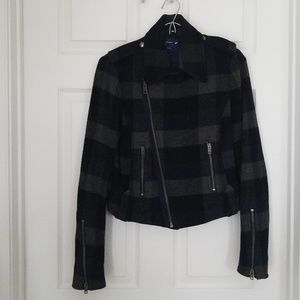 American Eagle black and gray plaid coat